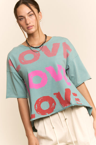 GARMENT WASHED LOVE PRINTED SHORT SLEEVE TOP