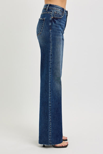TUMMY CONTROL HIGH RISE STRAIGHT JEANS