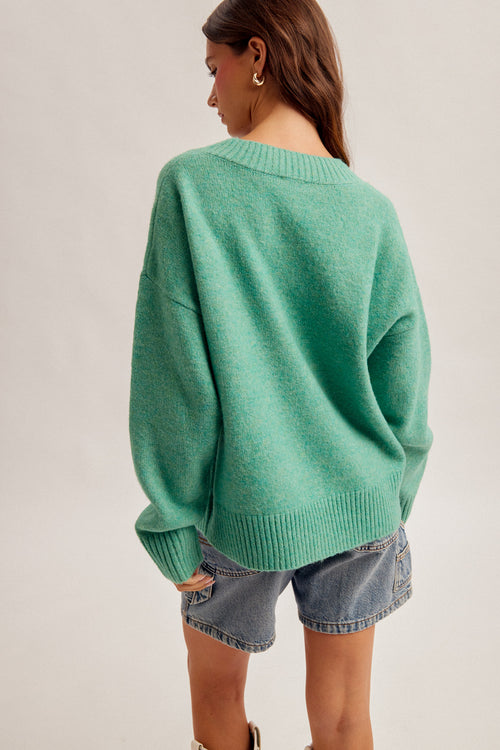 V-NECK EVERYDAY ESSENTIAL LOOSE FIT SWEATER