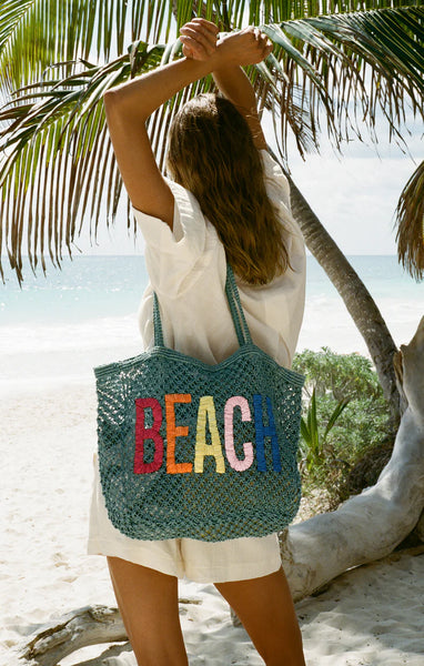 BEACH TOTE