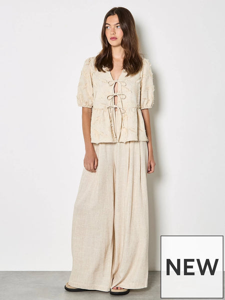 3D Embroidered Peplum Linen Top - Cream