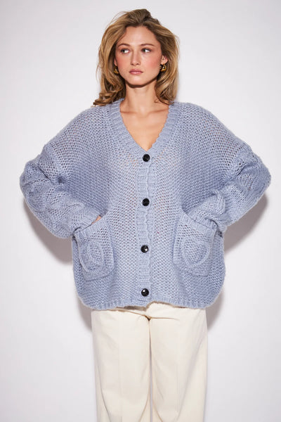 GLEN CARDIGAN IN POWDER BLUE